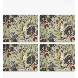 Kew Garden Red Flora/Fruit And Floral Rectangle Placemat (Set of 4)